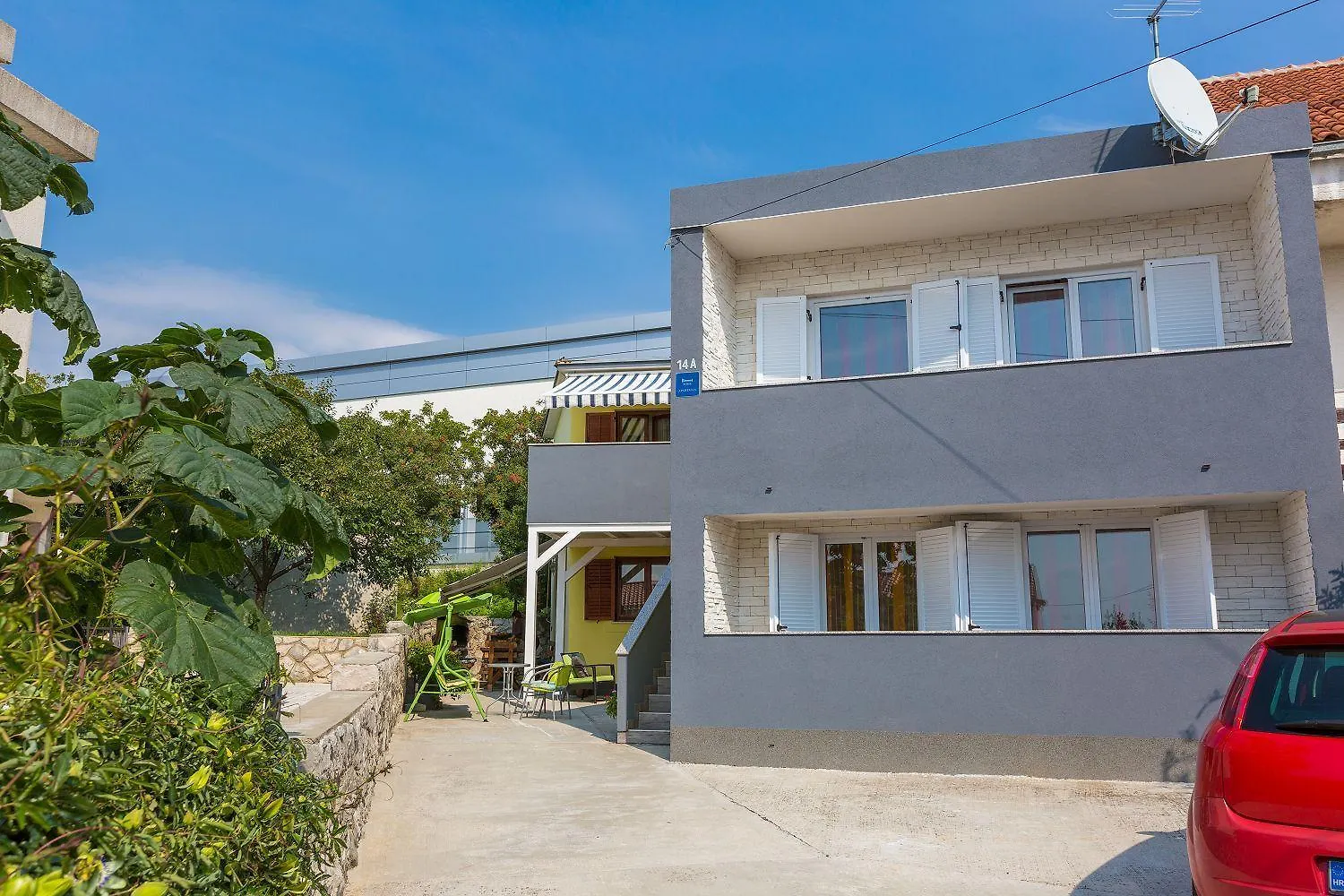 Mediterranes Apartment Mit Drei Terrassen, Grill, Wifi - Nur 500 Meter Zum Strand Crikvenica