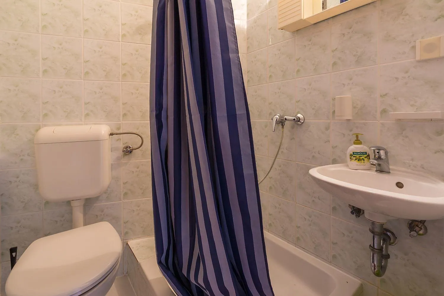 Mediterranes Apartment Mit Drei Terrassen, Grill, Wifi - Nur 500 Meter Zum Strand Crikvenica 0*,